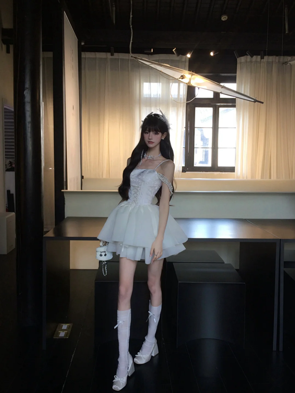 White tube top waist slim fit puffy princess skirt homecoming dress R5091