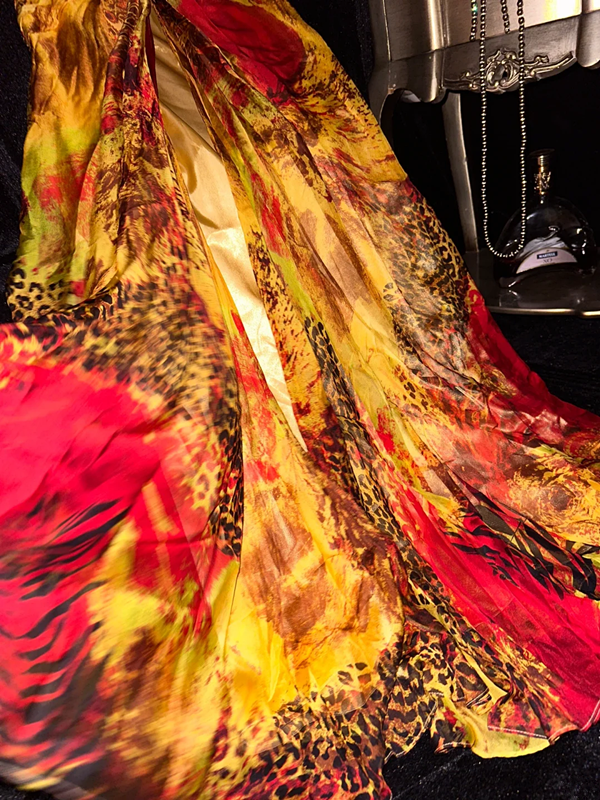 Yellow tie-dye red strapless fitted waist slimming long ball gown R6943