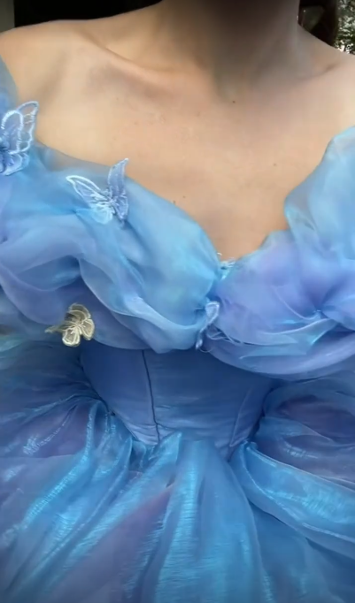 Blue princess dress with slim waist and puffy skirt, prom dress R5354