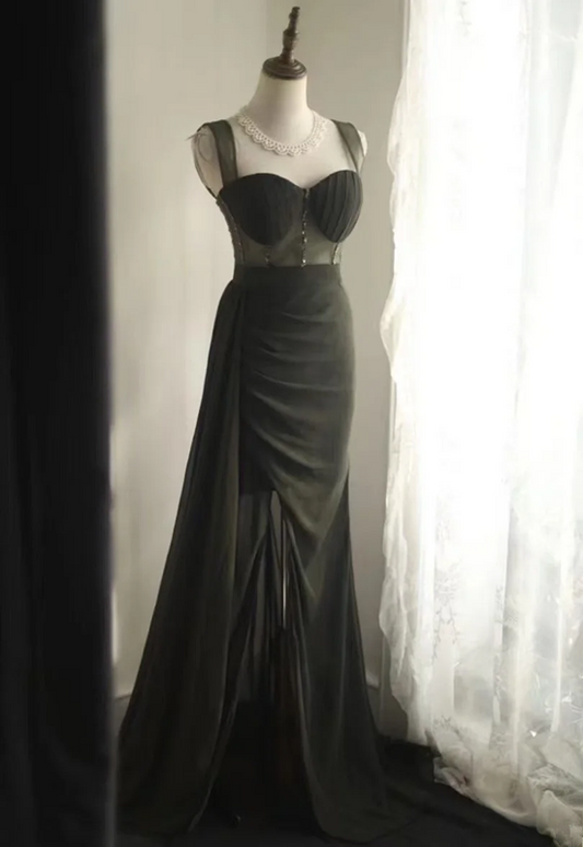 Black halter-neck fitted long ball gown R6783