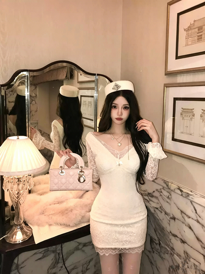 Sexy Lace V-Neck Bodycon Dress with Flare Sleeves R9163