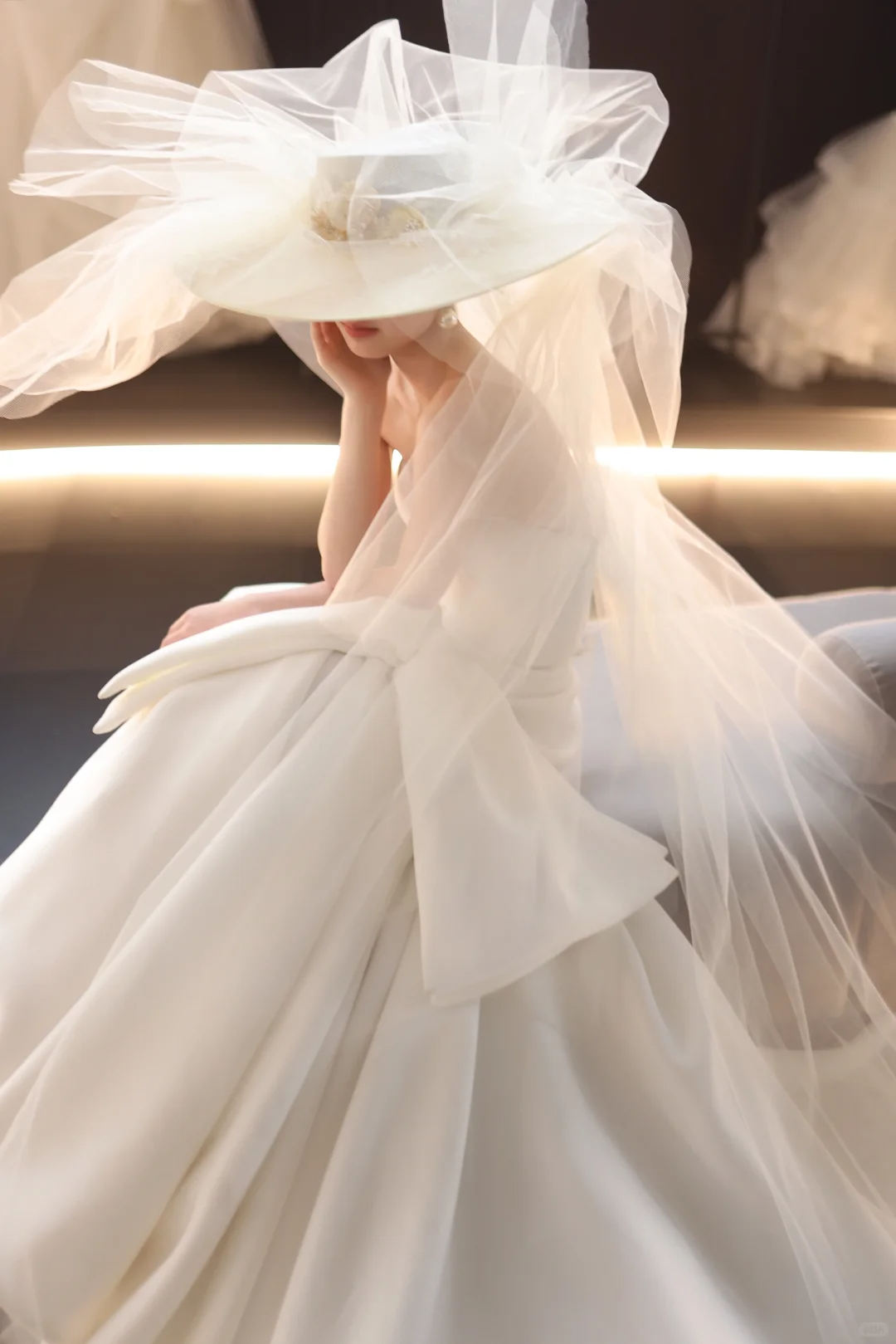 White strapless slim waist sexy satin long dress bridal gown R6027