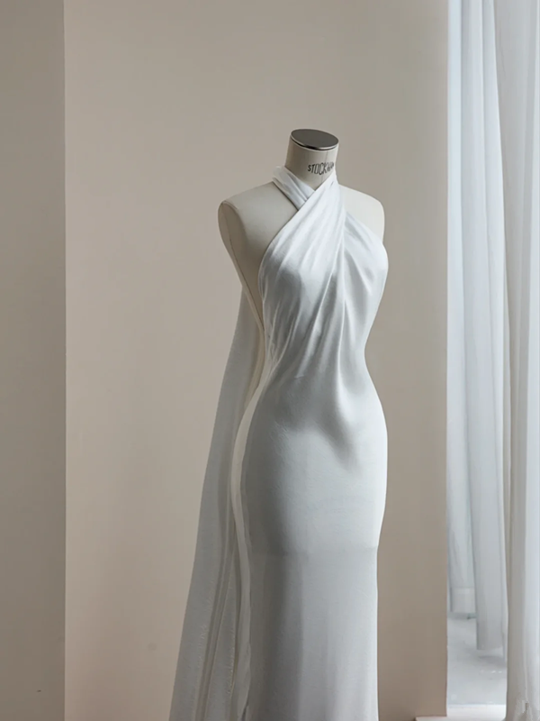 White halter neck slim waist hip-hugging elegant fishtail skirt, prom dress R5646