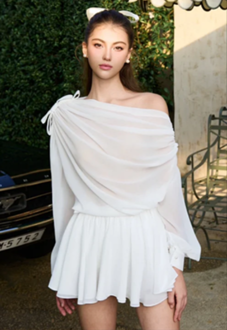 White long-sleeved off-shoulder light and cute mini skirt homecoming dress R4667