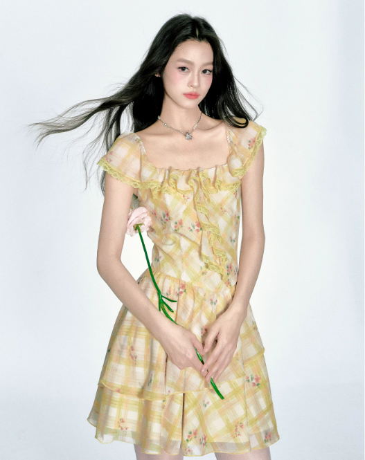 Yellow Plaid Floral Print Dress Women With Lace Ruffle Trim And Square Neck R9420
