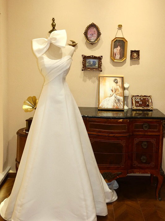 White Strapless Waist-Cinched Slim-Fit A-Line Long Ball Gown, Bridal Gown R7125