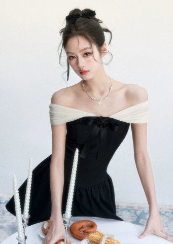 Black And White Off The Shoulder Mini Dress Women With Bow And Rose Detail R9406