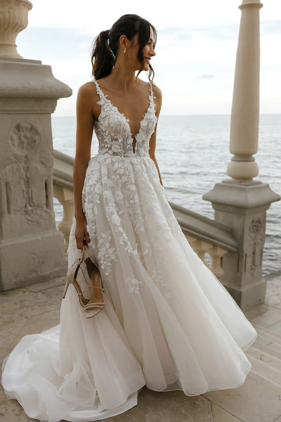 A line lace wedding dresses for women,long beach dresses,classy dresses       S7105