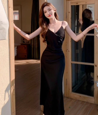 High-grade satin sexy V-neck dress 2025 new French slit irregular suspender skirt R1554