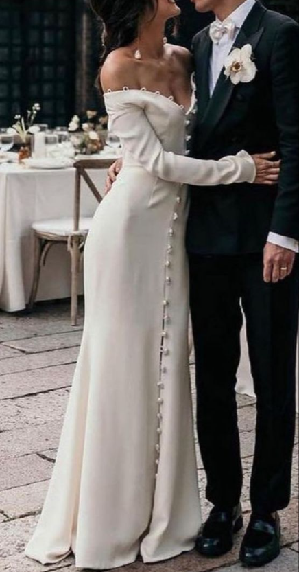 Off Shoulder Long Sleeves Wedding Dress Princess Bridal Gown        S6971