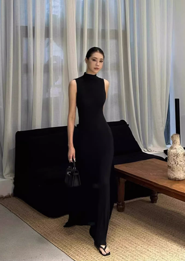 High-grade half-high collar sleeveless dress 2025 temperament waist A-line long skirt R1089