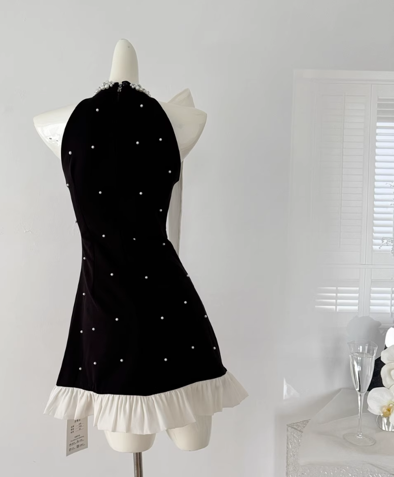 Bowknot black suspender dress 2025 loose and slim A-line skirt niche bottoming skirt R1986