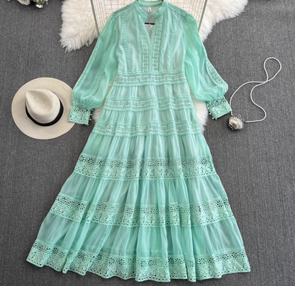 French retro palace style temperament long sleeves V-neck waist slim lace splicing mesh dress fairy skirt R0314
