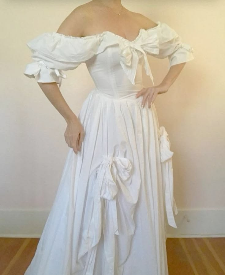Clean Flowy Bow Women's Prom Gown White Waist Fitted Maxi Evening Dress Birthday Dress — Fall Outfit 2026 New  RS3346