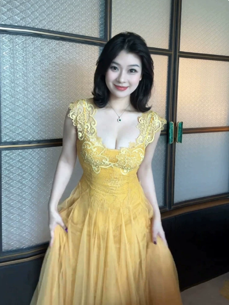 French Chic Yellow A-Line Sheer Straps Lace Embroidery Bodycon Maxi Women Dress Prom Dress RS295