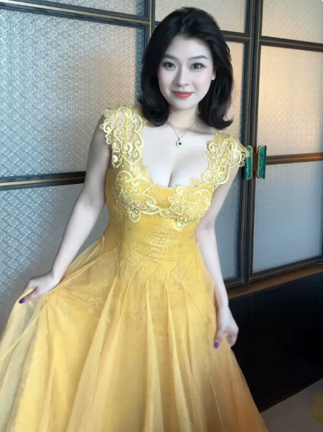 French Chic Yellow A-Line Sheer Straps Lace Embroidery Bodycon Maxi Women Dress Prom Dress RS295
