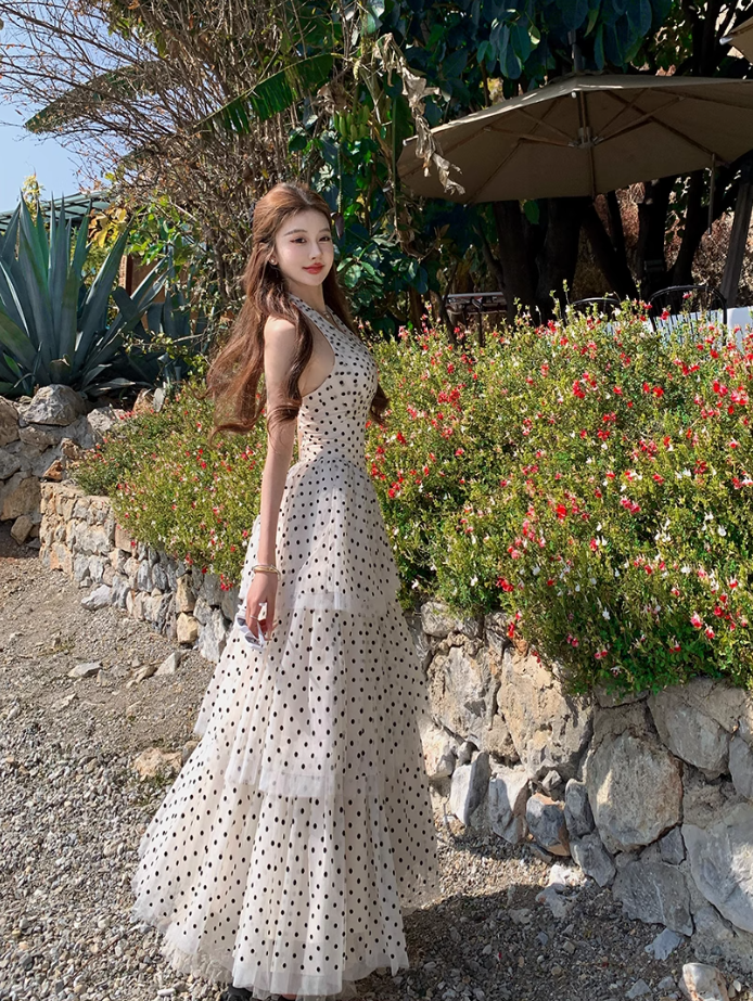French style waist beautiful small skirt V-neck halter neck cake long skirt holiday polka dot dress R1751