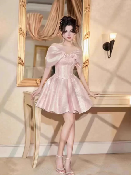 Sweet Blush Pink A-Line Bow-Bateau Bodycon Mini Birthday Dress Homecoming Dress RS284