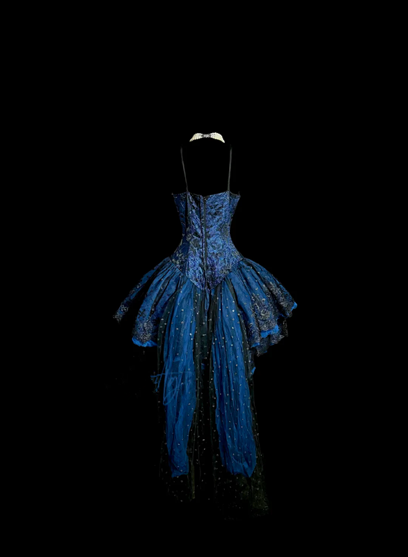 Blue halter-neck fitted short ball gown with a tiered skirt R6665