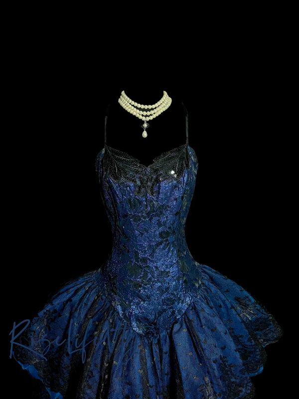 Blue halter-neck fitted short ball gown with a tiered skirt R6665