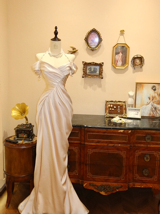 White halter-neck satin fitted waist pleated bodycon long wedding dress R6585