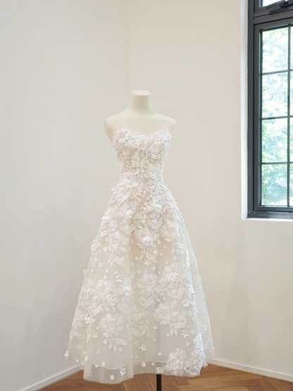 White lace floral print fitted midi ball gown/bridal dress R8500