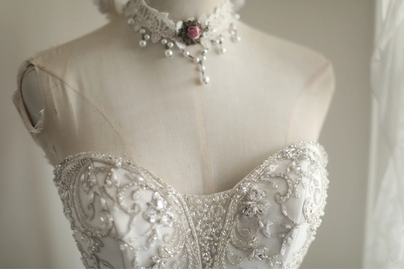 White strapless beaded fitted multi-layered long ball gown/bridal dress R6824