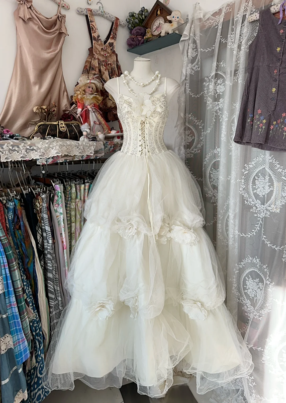 White halter-neck fitted tiered maxi dress, ball gown R6305