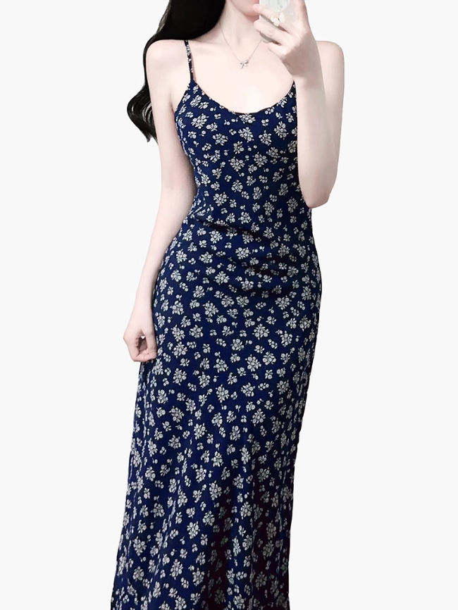 2025 Summer New French Deep V-neck Halter Waist A-line Sleeveless Short Dress R0910