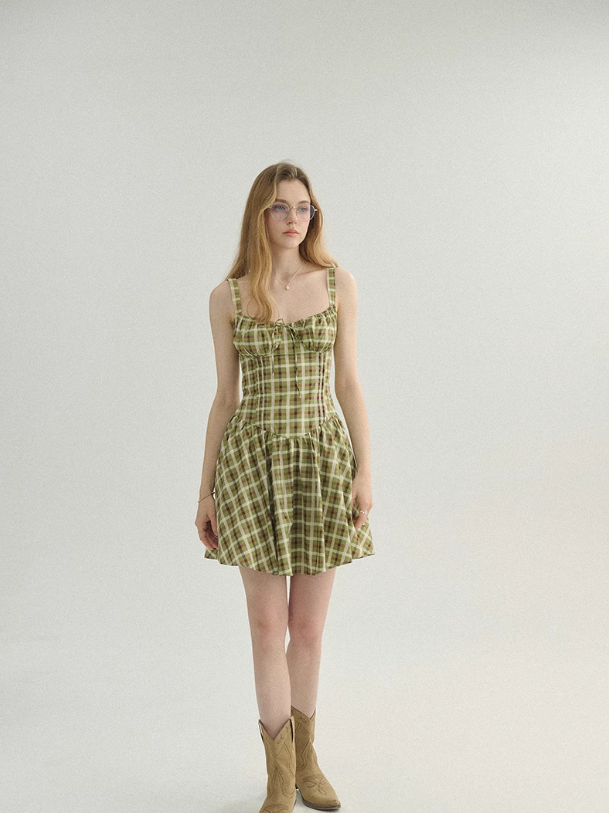 French suspender skirt seaside holiday short skirt fairy skirt plaid dress R2765