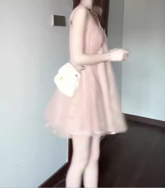 Gentle temperament pink mesh sling dress beautiful loose A-line short skirt R0723