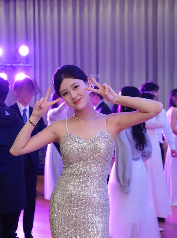 Silver Strap Sequined Waist Slim Fit Hip Fishtail Maxi Ball Gown R6107