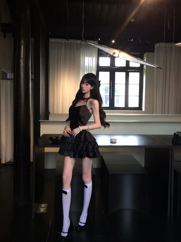 Black suspender satin waist slim cake skirt short skirt homecoming dress R5093