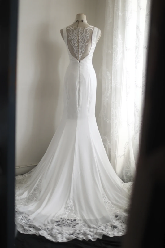 White sleeveless printed fitted waist bodycon sexy long ball gown/bridal dress R6825