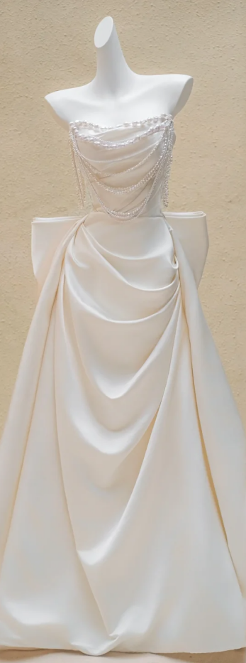 White Strapless Pearl Waist Slim Pleated A-Line Maxi Bridal Dress R5712