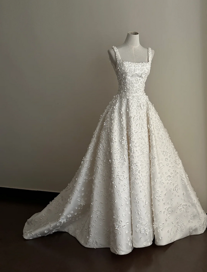 White floral spaghetti strap, waist-cinched, slim-fit, full-skirted long prom dress R7971