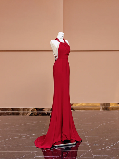 Red halter-neck, fitted waist, slimming, hip-hugging sexy long ball gown R8411