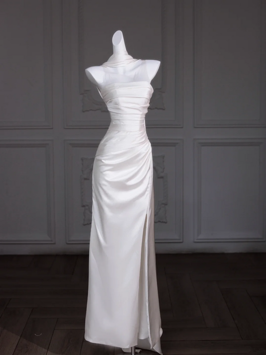 White strapless slim waist satin wedding dress R5829
