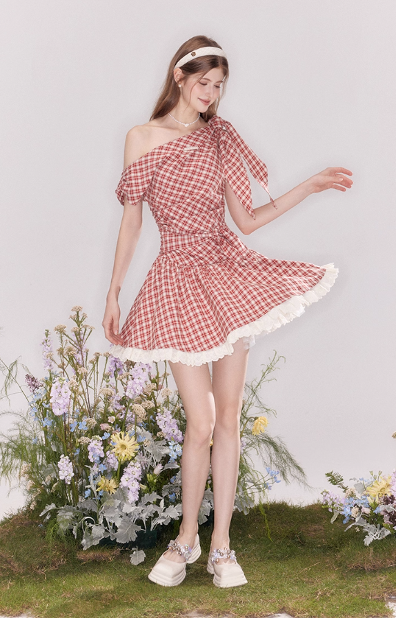 Summer off-shoulder red plaid dress with lace-up waist princess dress R4539