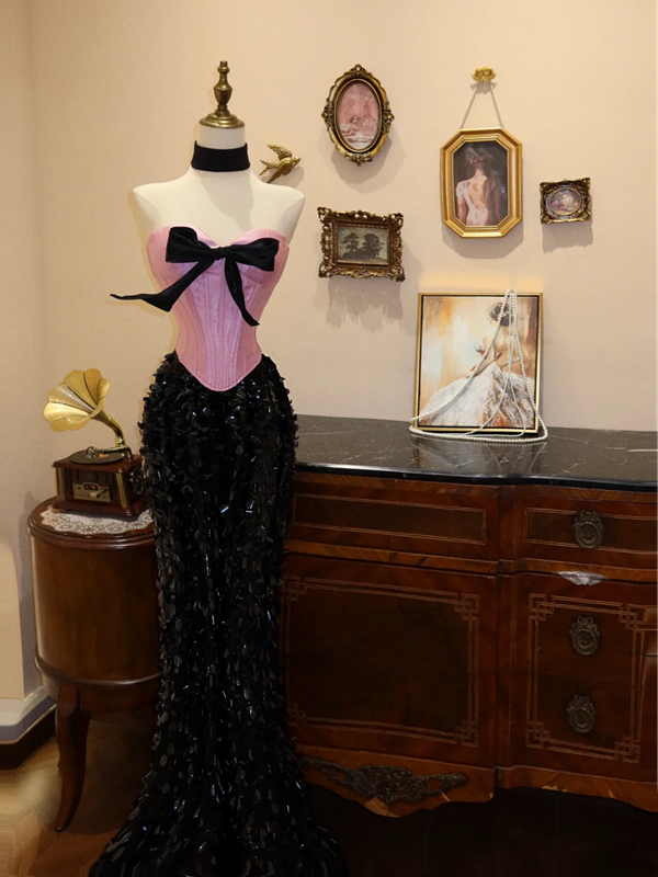 Pink strapless fitted waist slim-fit black bodycon mermaid skirt wedding dress R6587