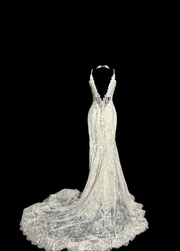 White halter-neck lace fitted bodycon long ball gown R6667