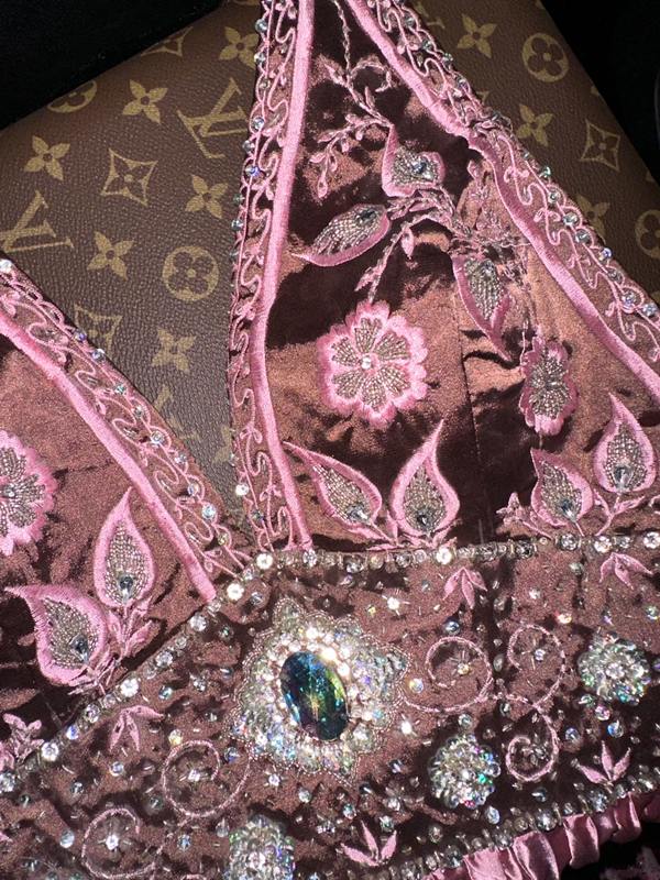 Pink halter neck fitted waist elegant long ball gown R6865