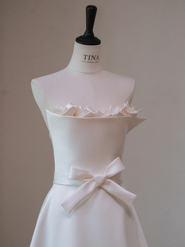 White satin tube top floral design waist slim A-line maxi bridal gown R5713