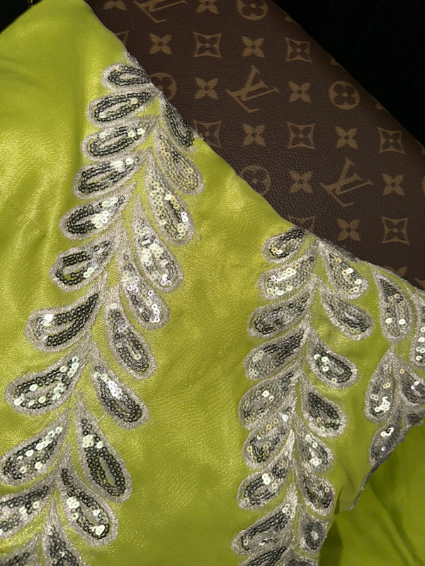 Yellow-green strapless, fitted, bodycon, mermaid-style long ball gown R6986