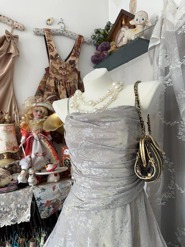 Gray halter printed satin pleated waist slim fit A-line maxi ball gown R6188