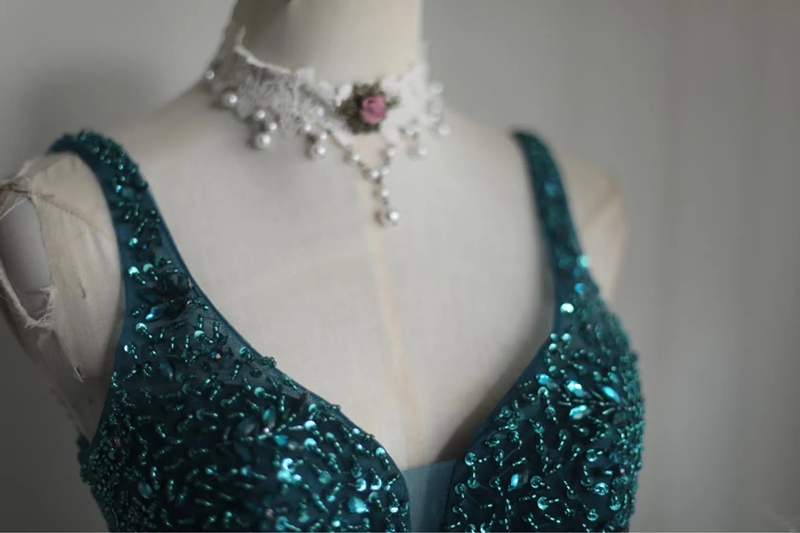 Dark green sequined halter-neck fitted long ball gown R6786