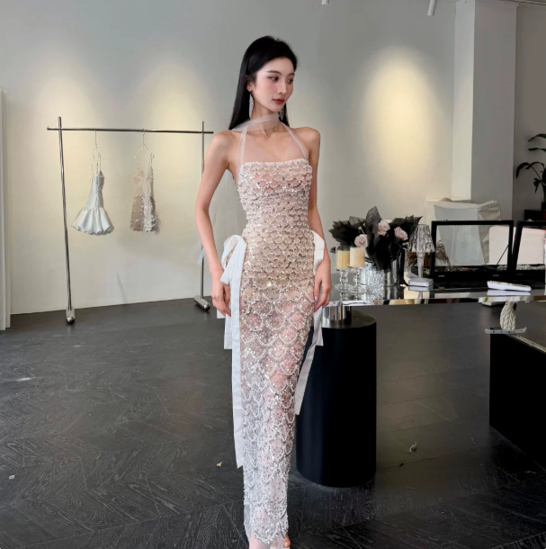Niche French-style Sequin Sheath Halter Fish-scale Pattern Maxi Prom Dress RS321