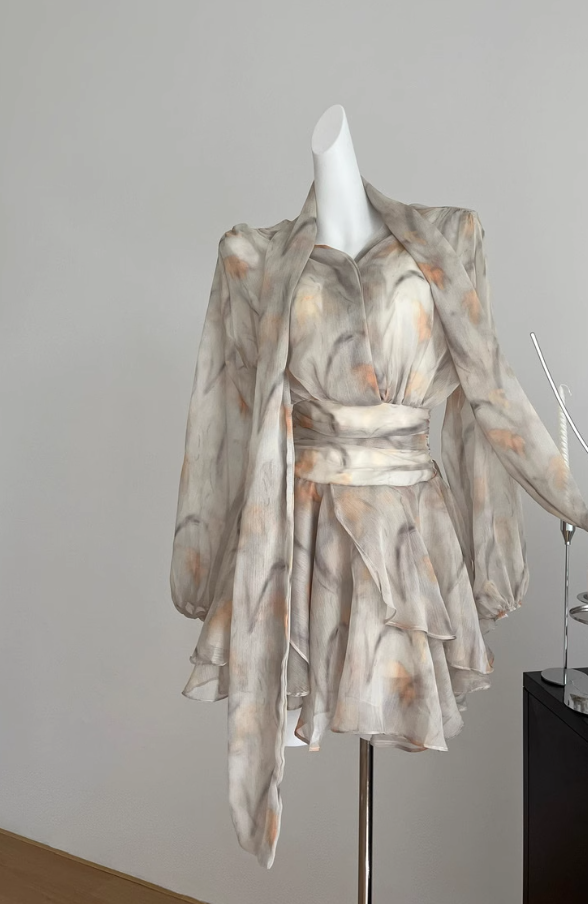 Long-sleeved V-neck puff sleeve chiffon yellow floral dress two-piece waisted short skirt R2106