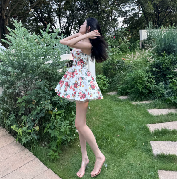 French Retro Floral White A-Line Spaghetti Straps Bodycon Mini Birthday Dress Homecoming Dress RS327