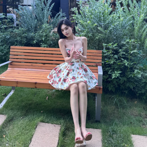 French Retro Floral White A-Line Spaghetti Straps Bodycon Mini Birthday Dress Homecoming Dress RS327